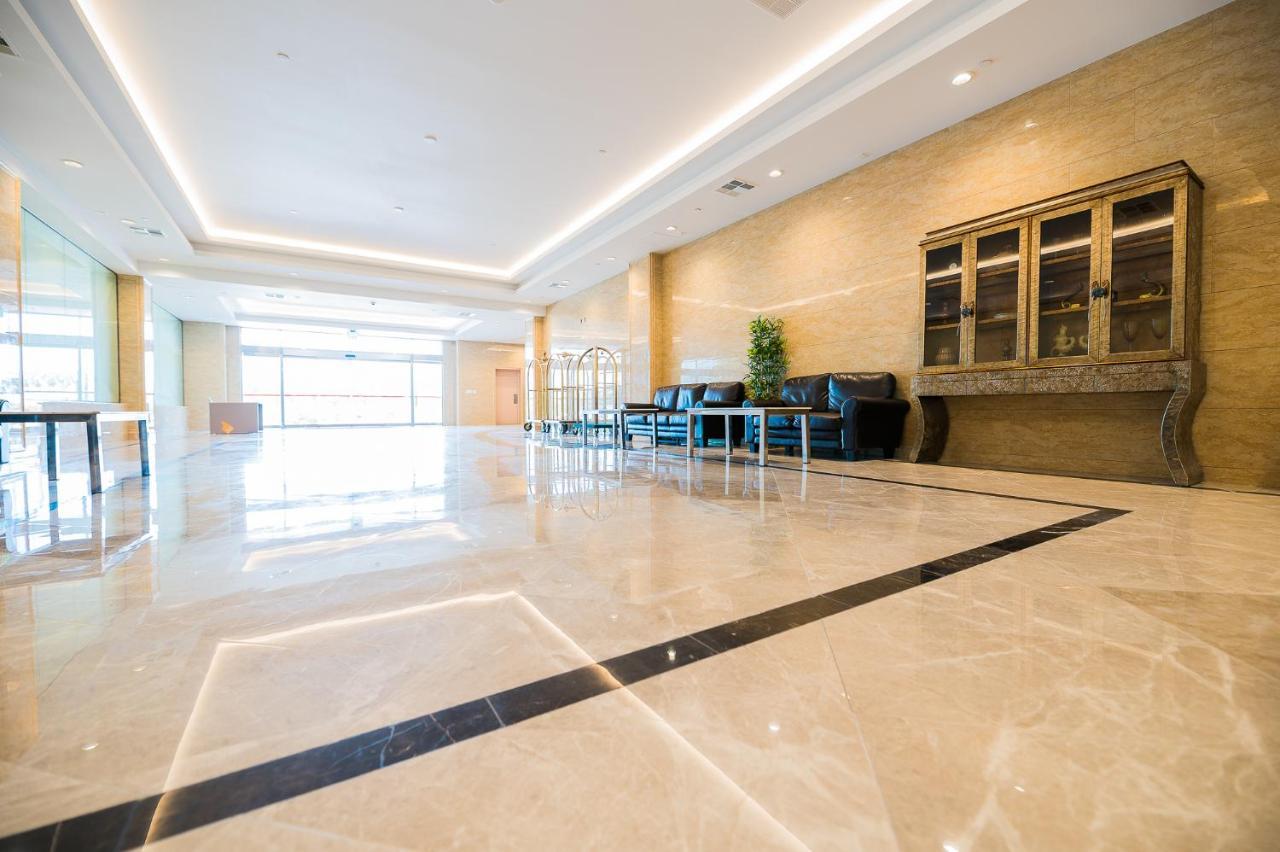 La Crystal Hotel -Los Angeles-Long Beach Area Carson Exterior photo
